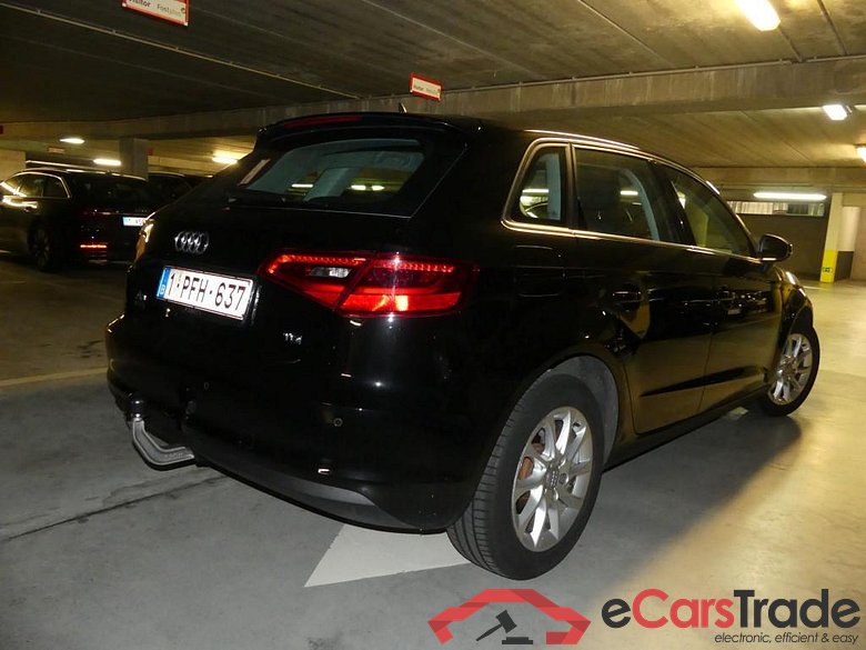 AUDI A3 SB 1.6 TDi 110Hp Eur6 Xenon Pano Navi Sport-Leather PDC Klima ... #3