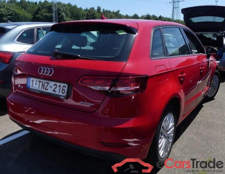 Audi A3 SB 1.4 TFSI G-Tron Aut. Xenon Navi Keyless-Go Klima PDC ... #3