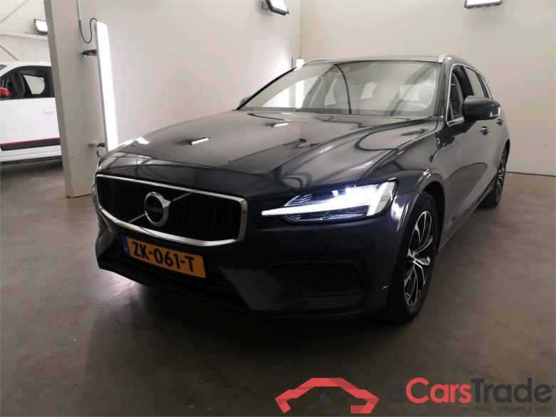 Volvo V60 \'18 Volvo V60 D4 Geartronic Momentum Pro 5d #1