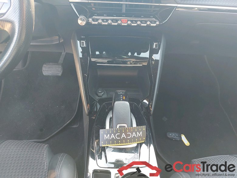 Peugeot 208 1.2 PureTech GT-Line Aut. LED-Xenon 1/2 Sport-Leather KeylessGo Klima PDC ... #4