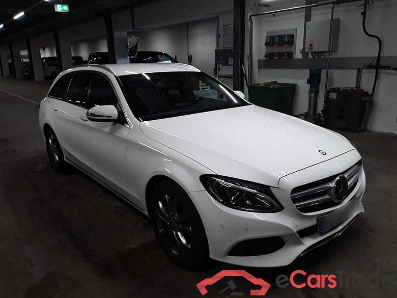 Mercedes_benz C 250 CGI T (205.245) C 250 #2
