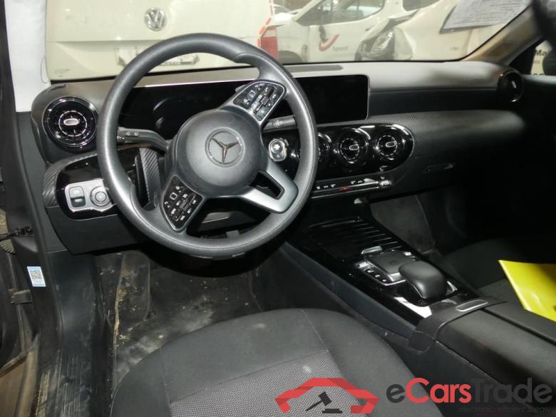 Mercedes A 180 d Aut. Widescreen Navi KeylessGo Klima PDC ... #5