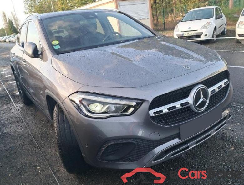 Mercedes GLA 200 D Aut. LED-Xenon Widescreen Navi 1/2 Sport-Leather Camera KeylessGo Klima PDC ... #2