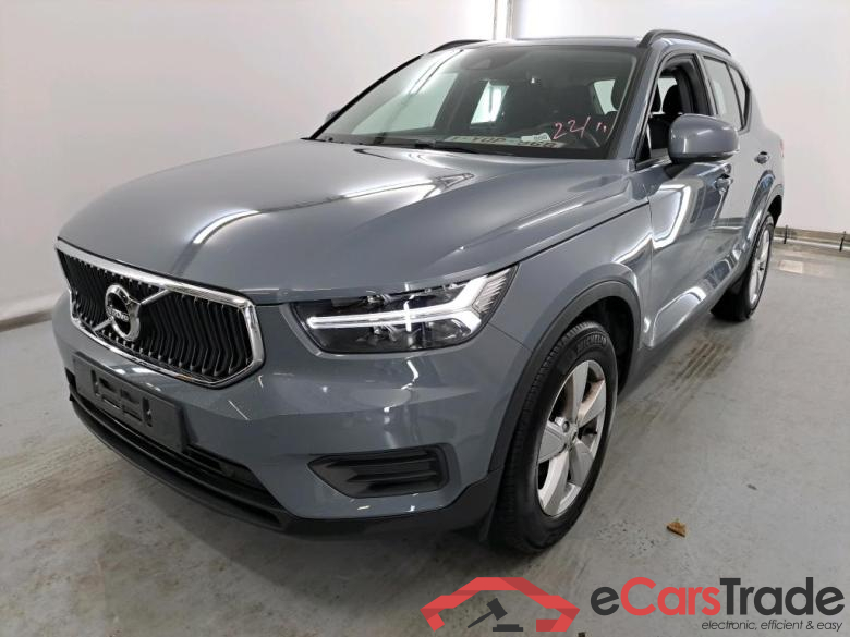 VOLVO XC40 1.5 T2 MOMENTUM CORE Protection