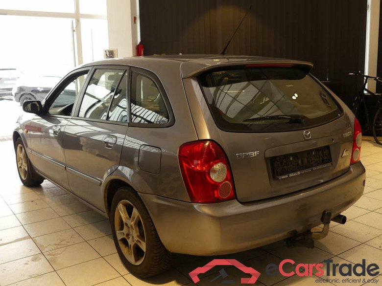 Mazda  323 #4