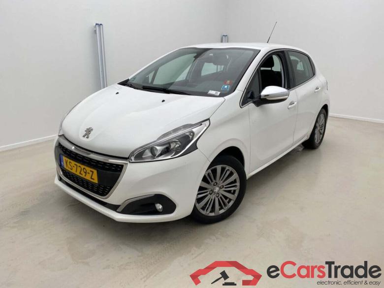PEUGEOT 208 1.2 PureTech Allure #1