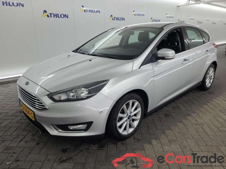 FORD Focus hatchback 1.0 EcoBoost Titanium 100 pk 5D #1
