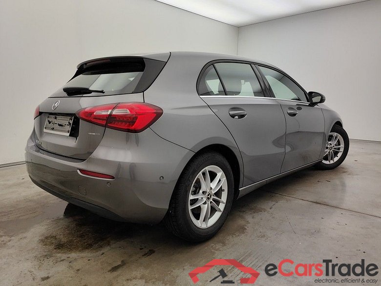 Mercedes-Benz A-Klasse A 180 d Business Solution 5d #3