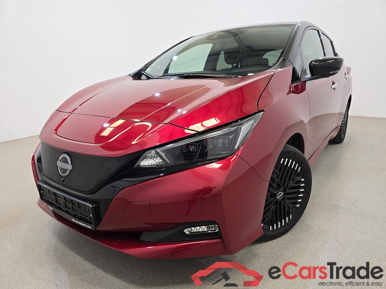 Nissan Leaf N-Connecta 150Hp Aut. LED-Xenon Navi KeylessGo Camera 360 Klima PDC ...