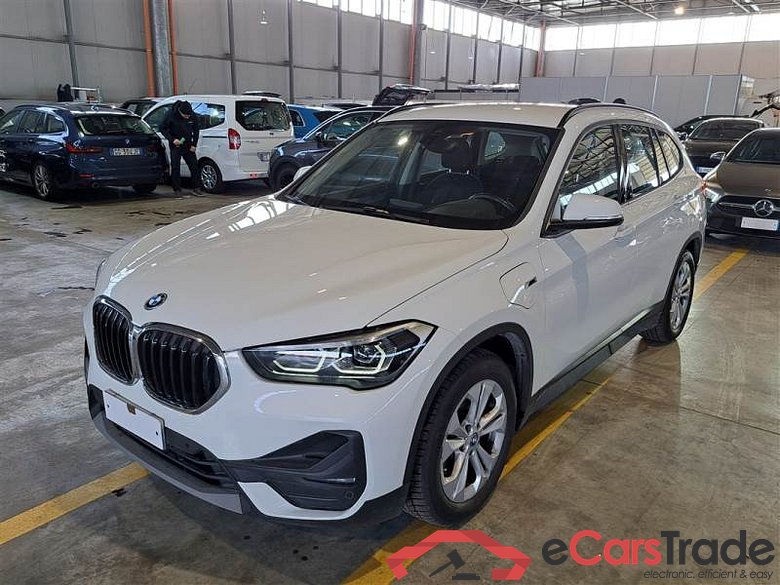 BMW 49 BMW X1 / 2019 / 5P / SUV XDRIVE 25E BUSINESS ADVANTAGE AUTOMATICO #1