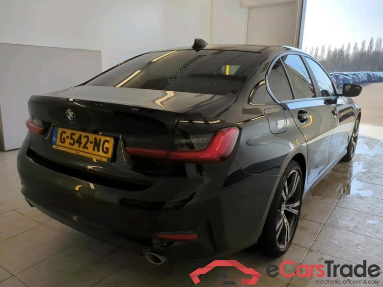 BMW 3-serie 318d Executive Ed. #3