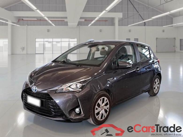 Toyota 10 TOYOTA YARIS / 2017 / 5P / BERLINA 1.5 HYBRID BUSINESS #1