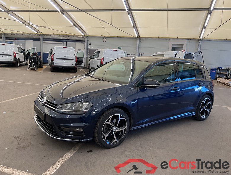 VOLKSWAGEN Golf VII Golf  Highline 1.4 TSI BlueMotion Technology 92 kW (125 ch) 6 vitesses manuel #1