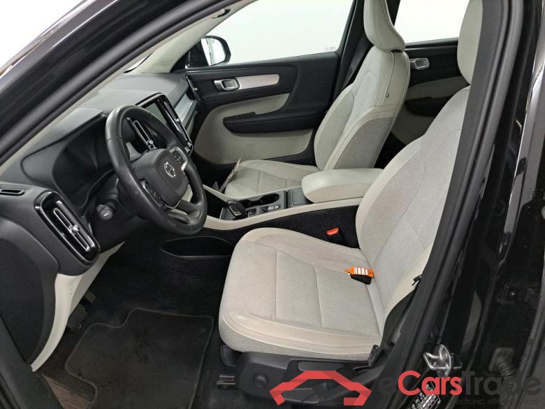 VOLVO XC40 1.5 T3 Momentum Pro Geartronic #5
