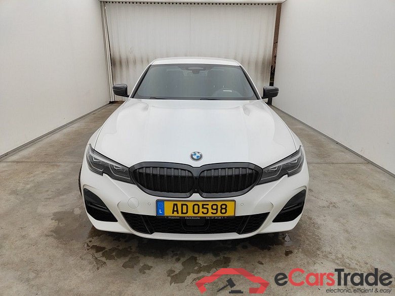 BMW 3 - 2019 330eXAS 184 PHEV 4d