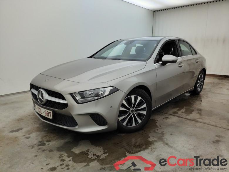 Mercedes-Benz A-Klasse Limousine A 180 d DCT Business Solution 4d #4