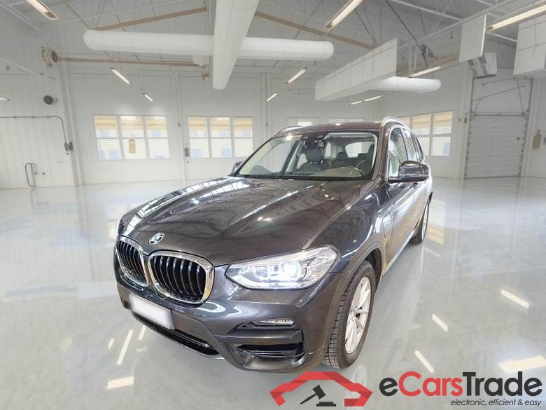 BMW 76 BMW X3 / 2017 / 5P / SUV XDRIVE 30E BUSINESS ADVANTAGE