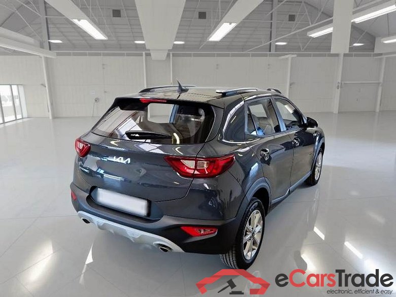 Kia 1.2DPIURBAN KIA Stonic / 2017 / 5P / SUV 1.2 DPI URBAN #2