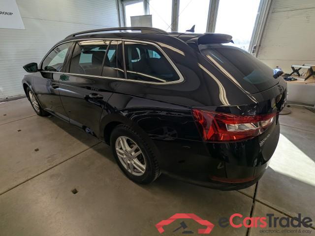 Skoda Superb Wagon ´15 Superb Combi Ambition 2.0 TDI 110KW MT6 E6dT #2