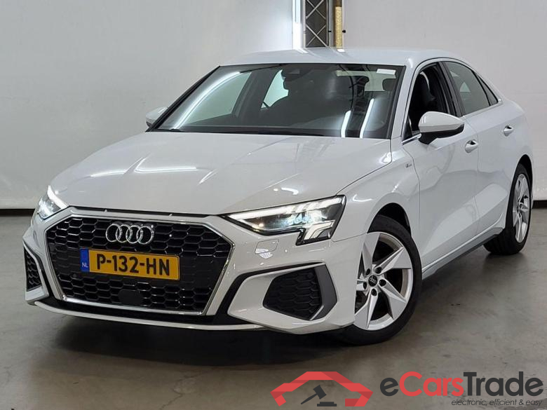 AUDI A3 Limousine 30 TFSI S edition