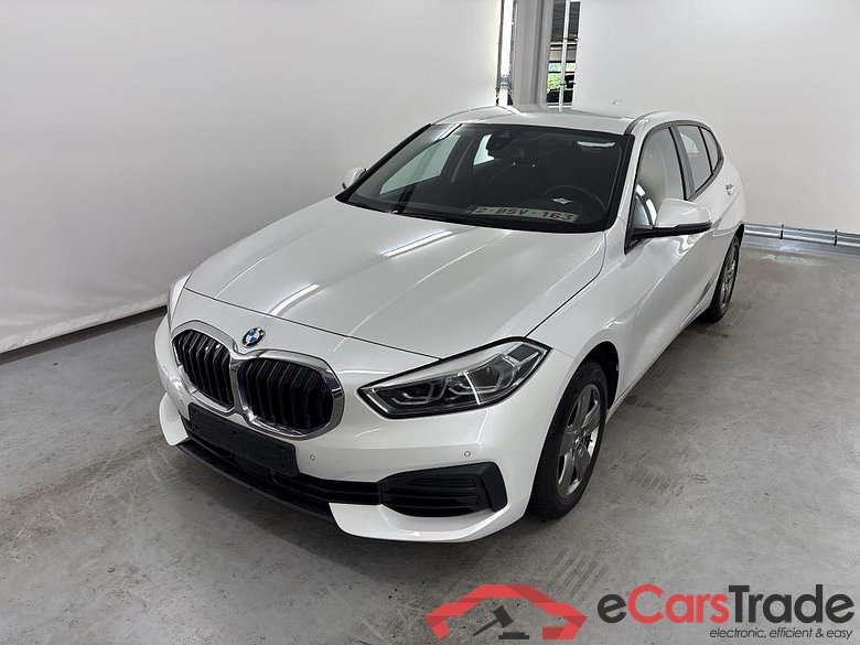 BMW 1 SERIES HATCH 1.5 116DA (85KW) Business Model Advantage Storage #1