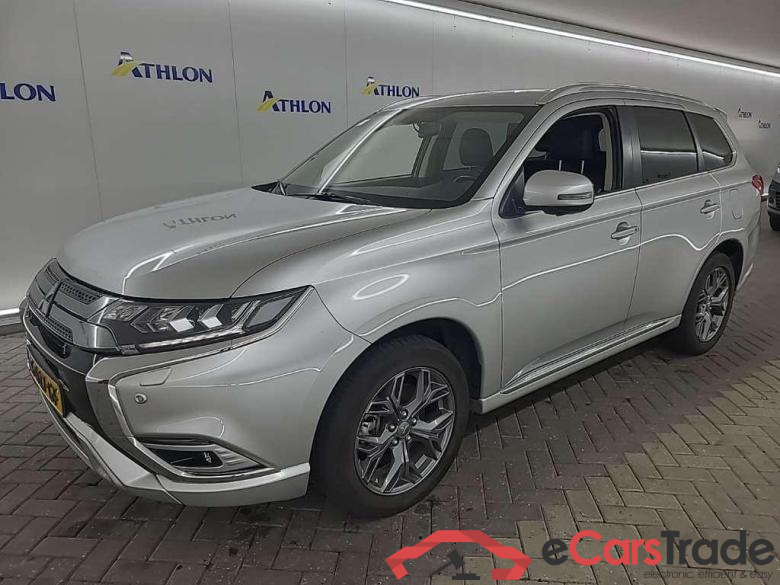 MITSUBISHI Outlander PHEV Intense+ 5D 165kW
