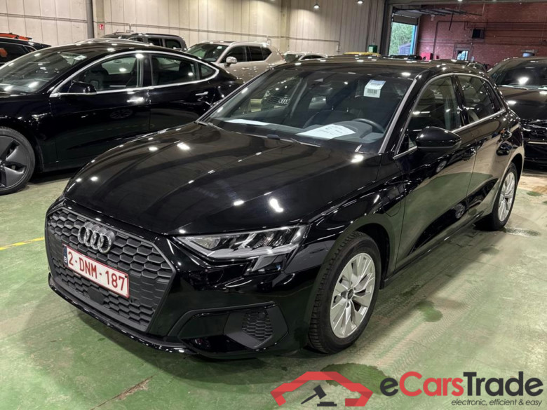 AUDI A3 SPORTBACK 1.4 40 TFSI E S TRONIC SPORTB ATTRACTION #1