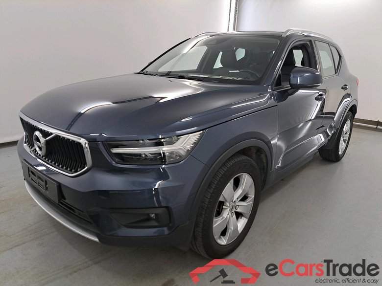 VOLVO XC40 1.5 T2 GEARTRONIC MOMENTUM PRO Winter Tech & Park Assist #1