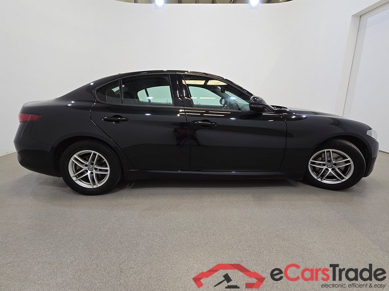 Alfa Romeo Giulia 2.2d Aut. Navi KeylessGo Camera Klima PDC ... #5