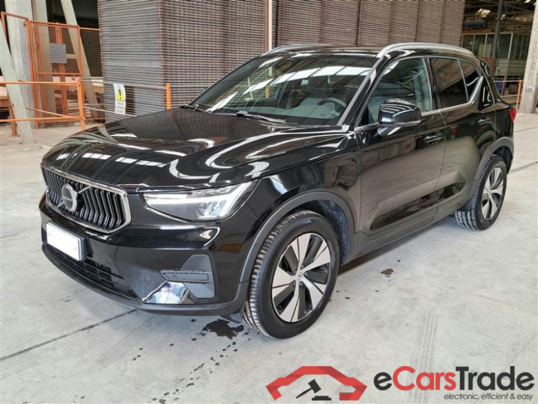 Volvo 11 VOLVO XC40 / 2021 / 5P / SUV T4 Recharge Plug-in auto Core #1
