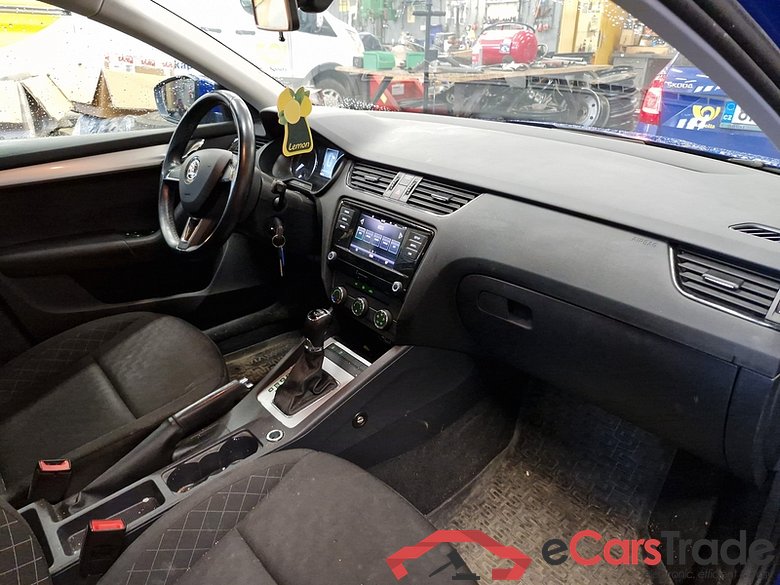 Skoda  Octavia Combi  (5E5)(03.2017->) Oct.Co1.5TSI CNG 130 Active AT #6