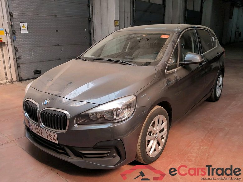 BMW 2 ACTIVE TOURER - 2018 218iA OPF Model Advantage Business #1