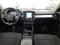 preview Volvo XC40 #4