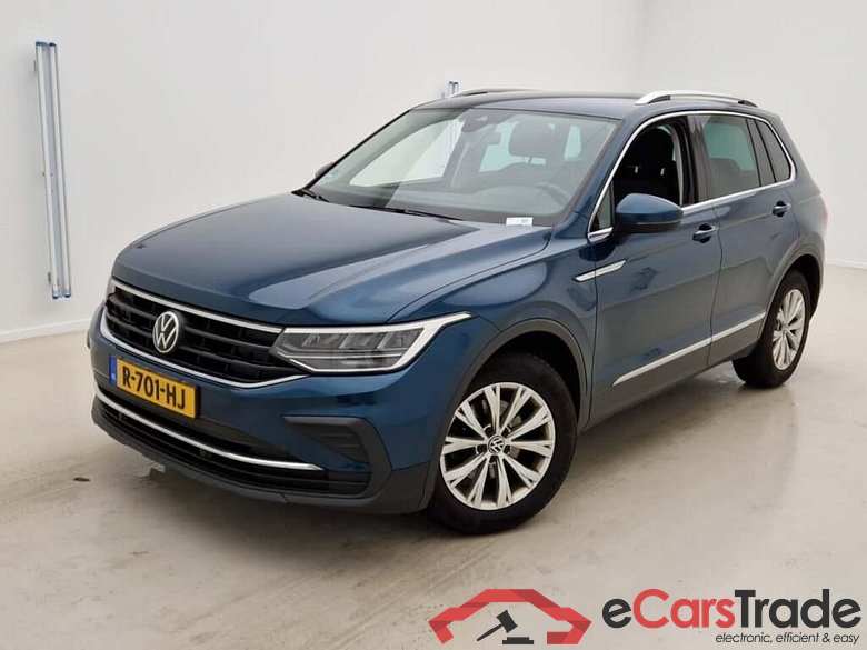 VOLKSWAGEN Tiguan 1.5 TSI Life Business DSG #1