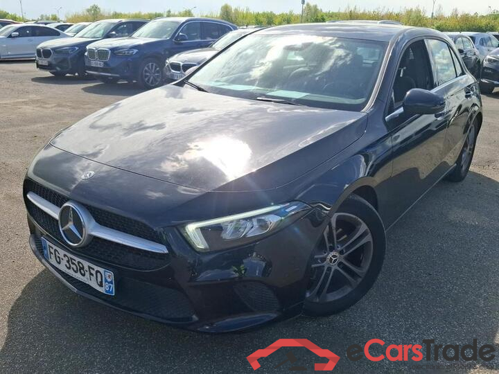 Mercedes A 180d Aut. LED-Xenon Widescreen Navi 1/2 Sport-Leather KeylessGo Camera Klima PDC ...