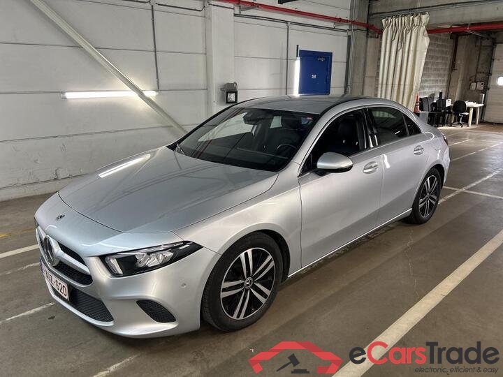 Mercedes A-Klasse Limousine A-Klasse Limousine A 180d DCT Business Solution 85kW/116pk  4D/P Auto-8 #1