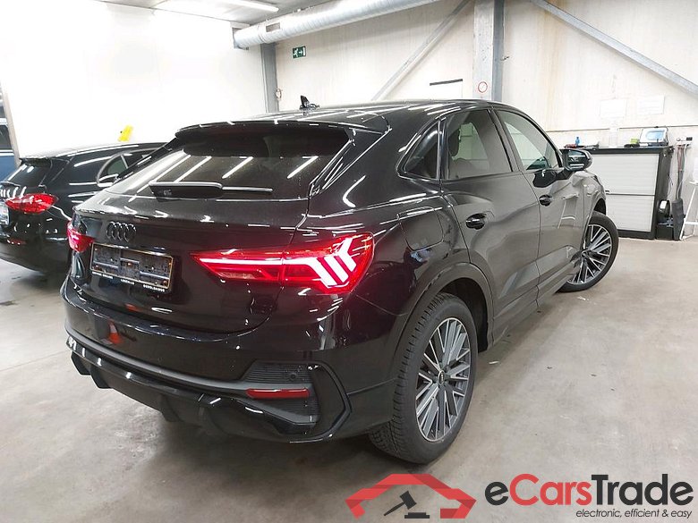 AUDI - AUD Q3 SB 35 TDI 150PK S-Tronic S line Pack Premium & Cruise Control & Rear Camera #2