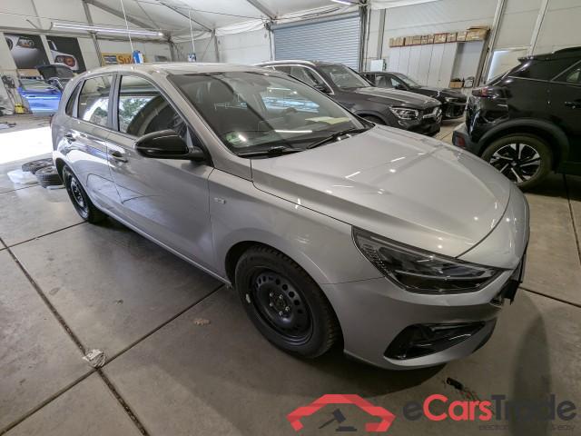 Hyundai i30 5d ´16 i30 Edition 30+ Mild-Hybrid 1.5 T-GDI 118KW AT7 E6d #4