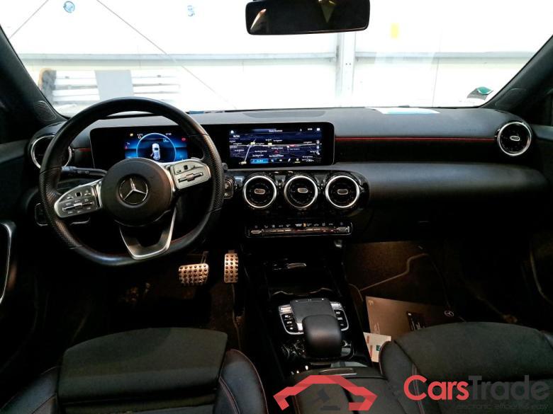 Mercedes A 200 AMG Line 7G-DCT MERCEDES-BENZ Classe A Compact / 2018 / 5P / Berline A 200 AMG Line 7G-DCT #5