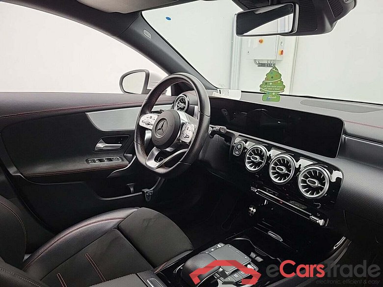 MERCEDES-BENZ CLA-klasse 200 Business Solution AMG DCT #3