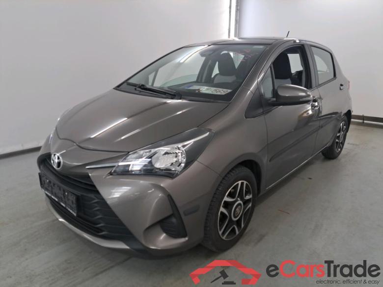 TOYOTA YARIS - 2017 1.0i VVT-i Connect #1