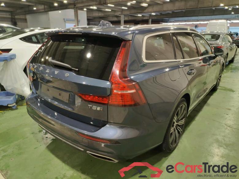 VOLVO V60 - 2018 2.0 T8 TE Inscription Gea.Plug-In Winter Intellisafe Pro  Sensus Navigation #4