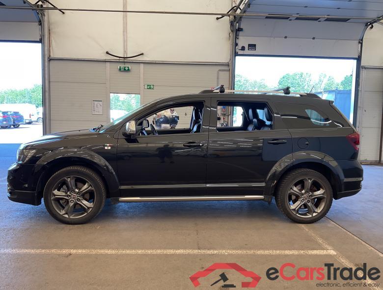 FIAT Freemont 2.0d MultiJet 7PL Navi 1/2 Leather KeylessGo Camera Klima PDC ... #4