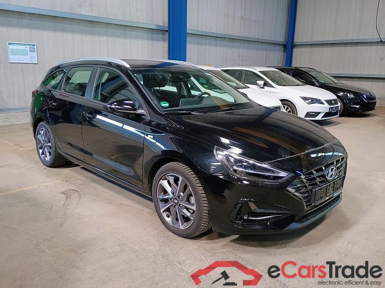 HYUNDAI i30 Kombi 1.5 T-GDI DCT Trend #1