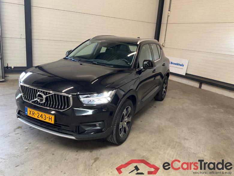 VOLVO XC40 2.0 T4 Inscript. #1