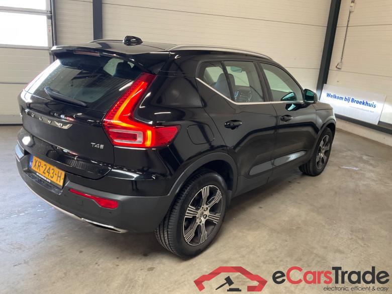 VOLVO XC40 2.0 T4 Inscript. #3