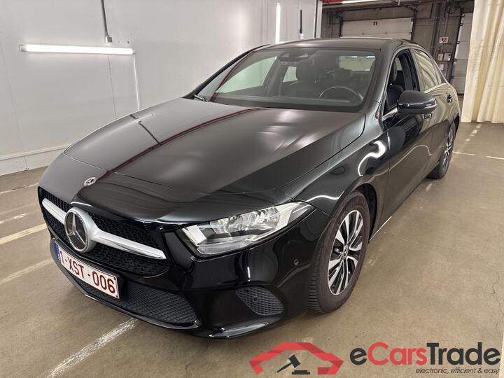 Mercedes A-Klasse Limousine A-Klasse Limousine A 180 d DCT Business Solution 85kW/116pk  4D/P Auto-7 #1