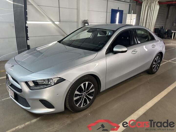 Mercedes A-Klasse Limousine A-Klasse Limousine A 200d Business Solution 110kW/150pk  4D/P Auto-8