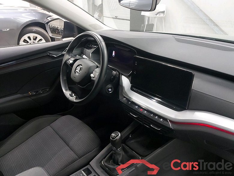 SKODA - SKO OCTAVIA COMBI TSI 150PK Ambition Pack Launch & Sleep & Trailer Hook * PETROL * #3