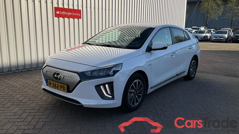 HYUNDAI IONIQ 38.3kWh electric comfort 100kW aut #1